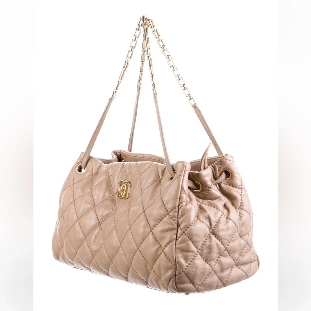 Beige Chanel Tote​​​​​​​​​​​